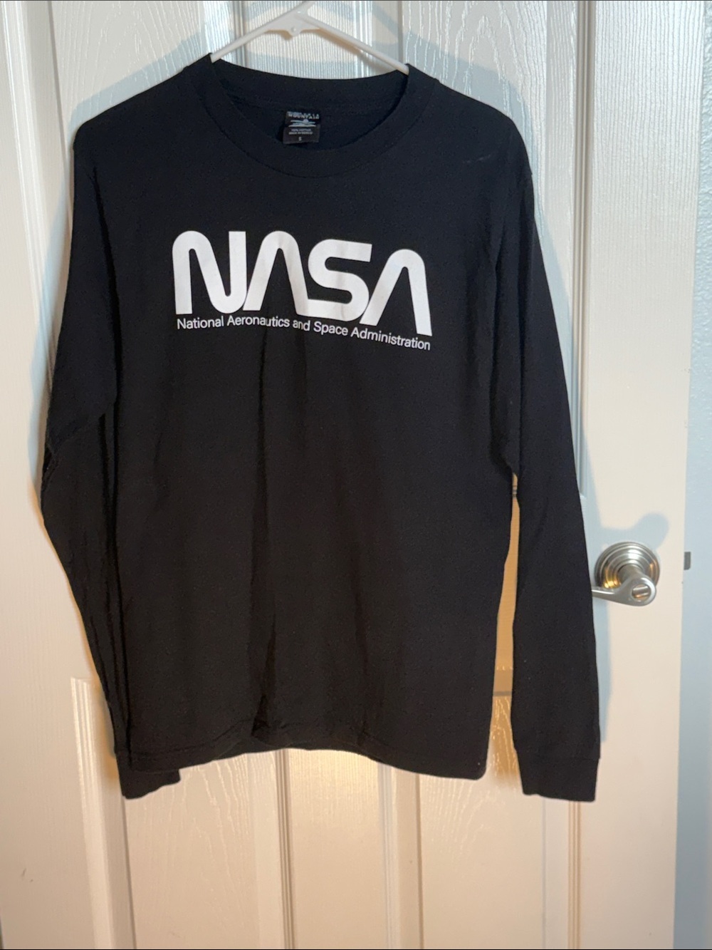 Women’s NASA Logo Black Long-Sleeve